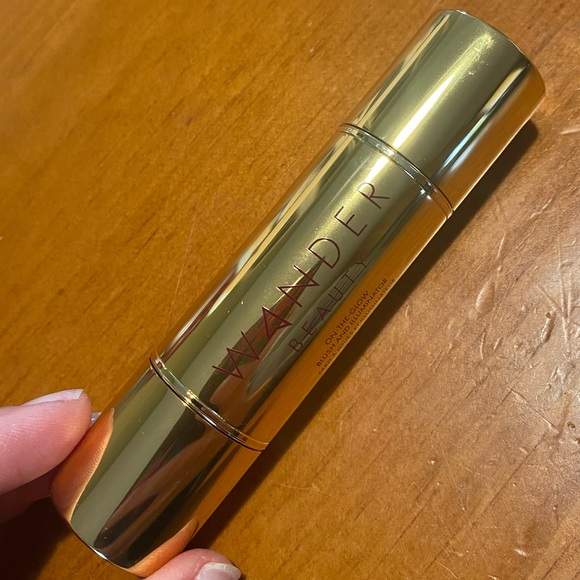 Wander Beauty On-The-Glow Blush & Illuminator - Picture 6 of 16